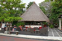 KutaBeachBali_4010.JPG