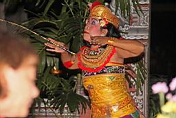 CulturalShowsBali_3695.JPG