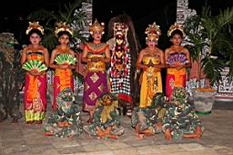 CulturalShowsBali_3711.JPG