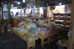 PattayaFloatingMarket0608.JPG