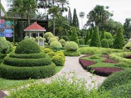 Img_2497NongNoochTropicalGarden.jpg
