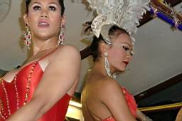 Katoi-Show-Thailand-CIMG1973.JPG