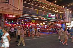 Thailand-Nightlife-CIMG0290.JPG